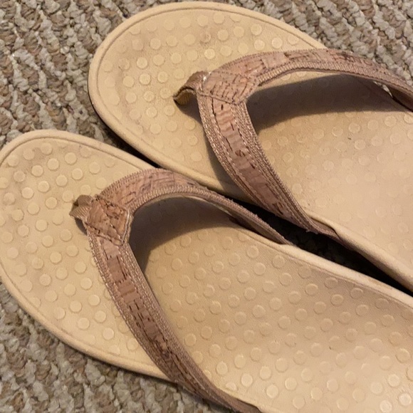 Flip flops - Picture 5 of 6